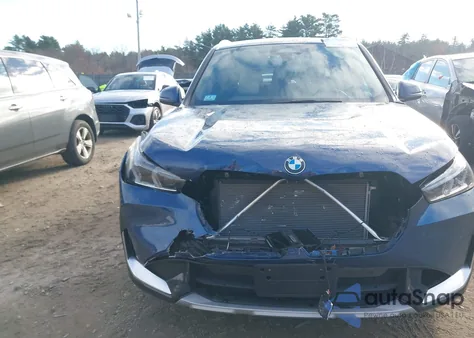 2025 BMW X1 xDrive28I из США, поврежденный, VIN WBX73EF03S5137193